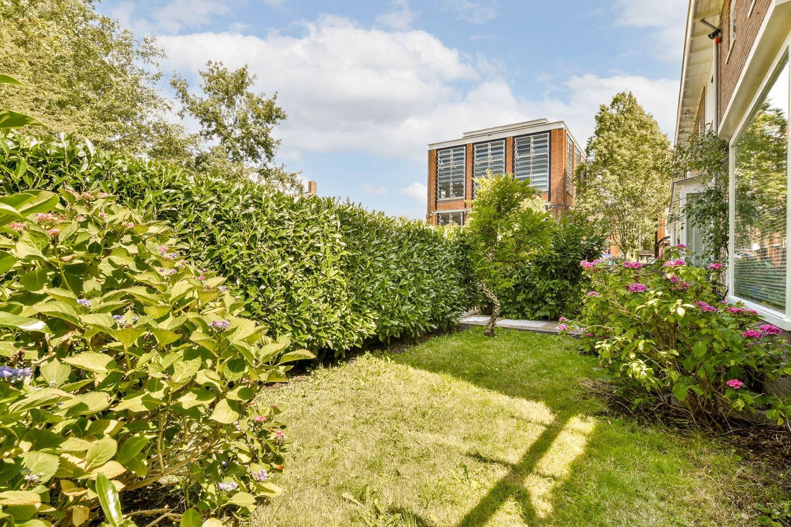 Jhr.Mr.Dr. H.A. van Karnebeeklaan 54, Amstelveen foto-8