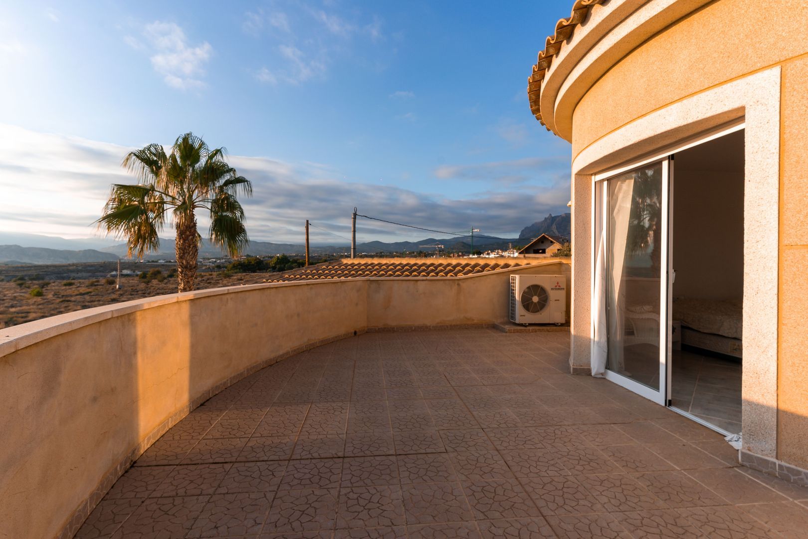 Beautiful villa in Busot with mountain view, Busot (near Alicante) foto-37