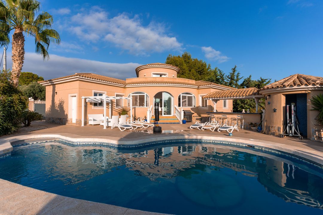 Beautiful villa in Busot with mountain view, Busot (near Alicante) foto-2