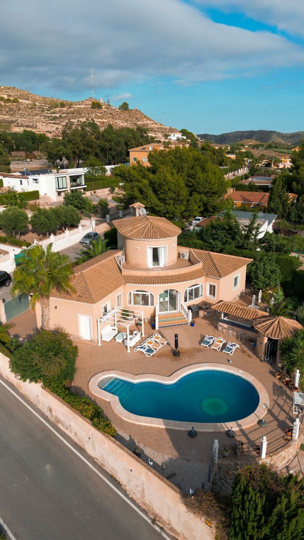Beautiful villa in Busot with mountain view, Busot (near Alicante) foto-39