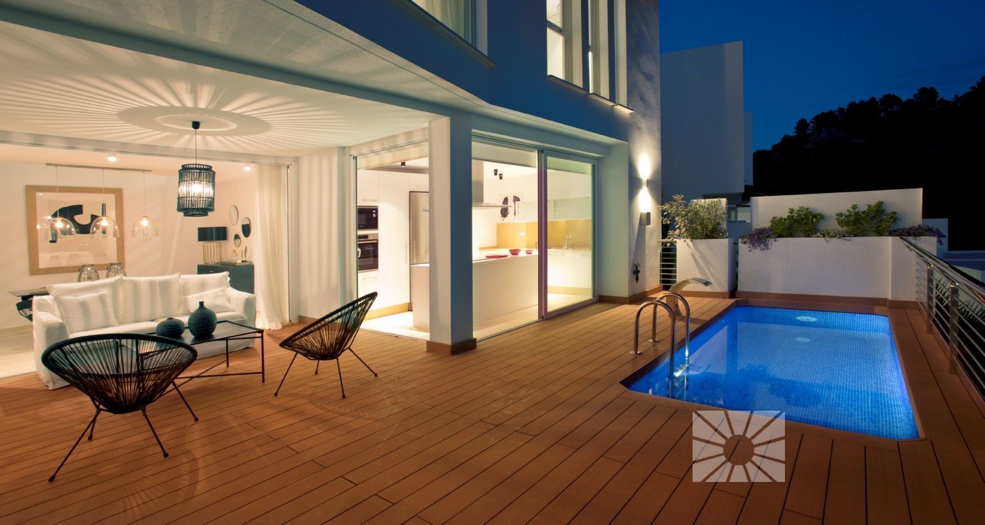 Villa Blanc with large interior spaces, and panoramic views of the Mediterranean sea, Altea foto-0