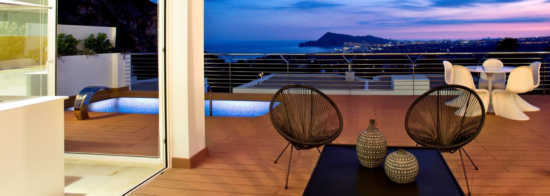 Villa Blanc with large interior spaces, and panoramic views of the Mediterranean sea, Altea foto-8