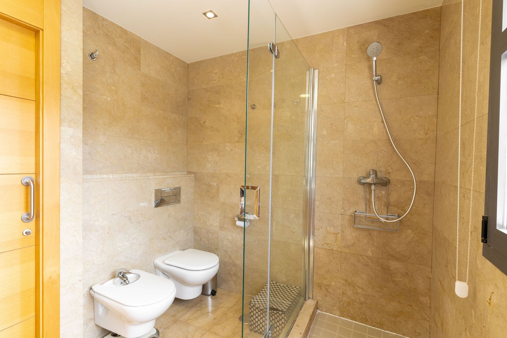 Exclusive and luxurious bungalow with elevator in El Faro 61, Alicante foto-21