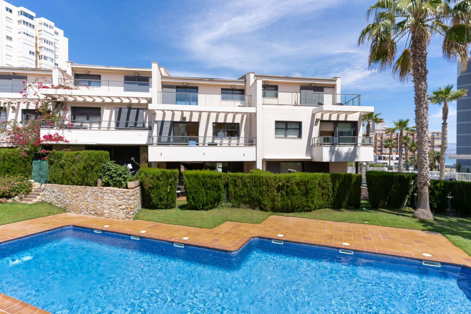 Exclusive and luxurious bungalow with elevator in El Faro 61, Alicante foto-47
