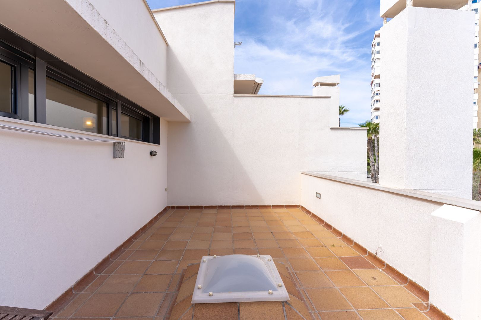 Exclusive and luxurious bungalow with elevator in El Faro 61, Alicante foto-5