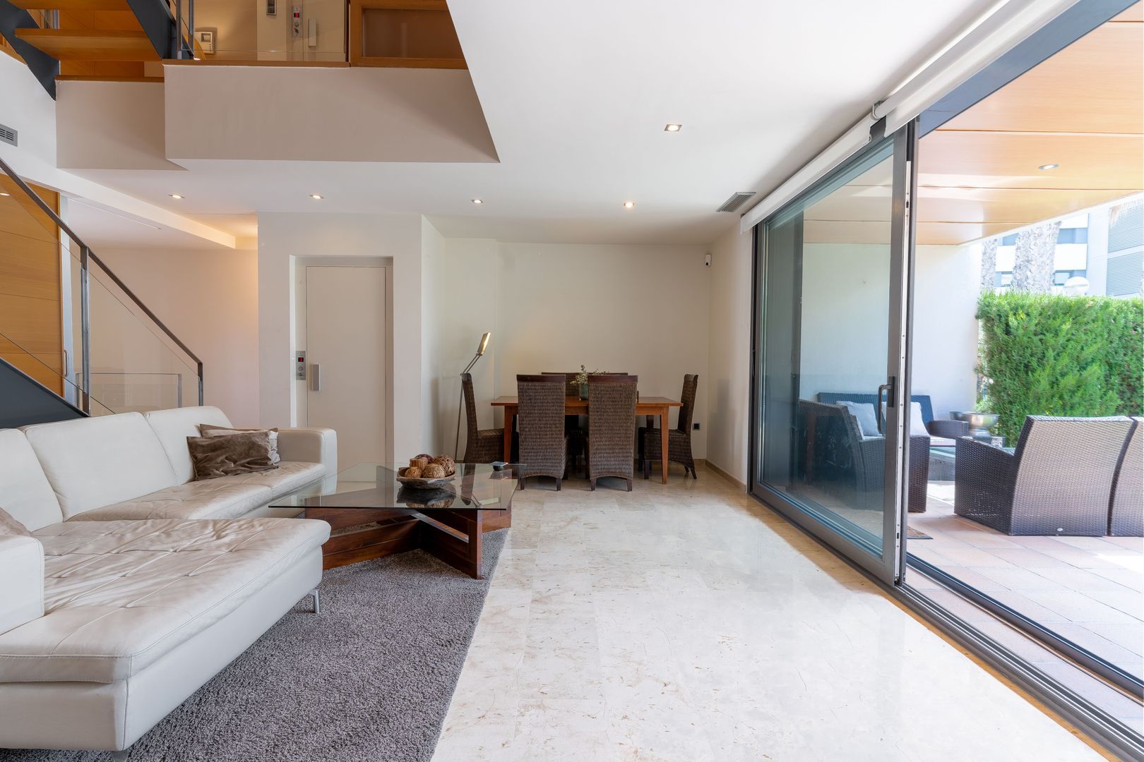 Exclusive and luxurious bungalow with elevator in El Faro 61, Alicante foto-32
