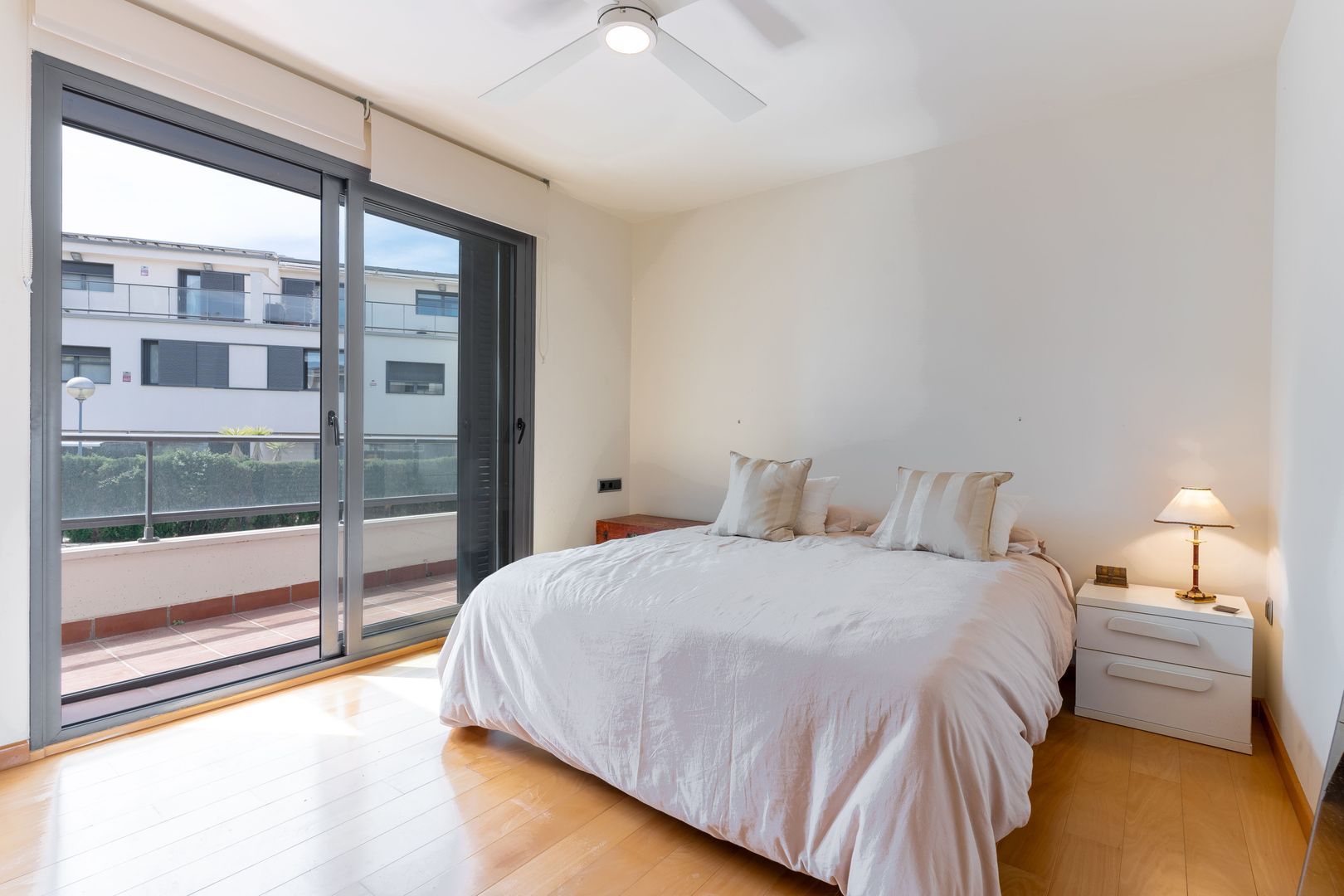 Exclusive and luxurious bungalow with elevator in El Faro 61, Alicante foto-23