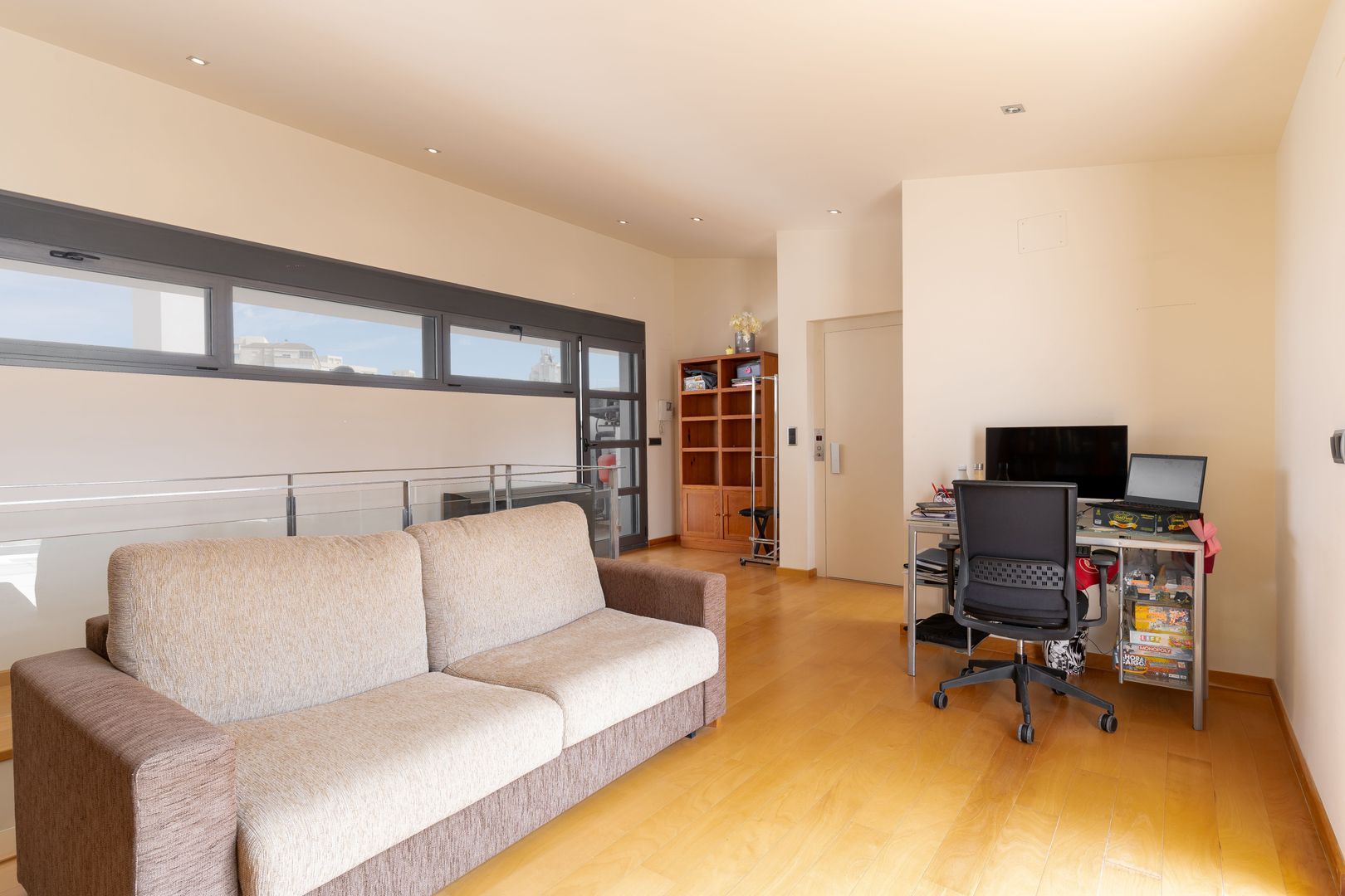 Exclusive and luxurious bungalow with elevator in El Faro 61, Alicante foto-10