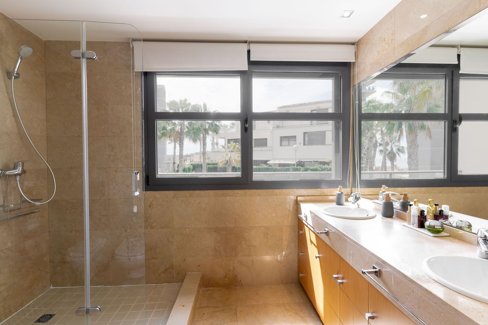 Exclusive and luxurious bungalow with elevator in El Faro 61, Alicante foto-20