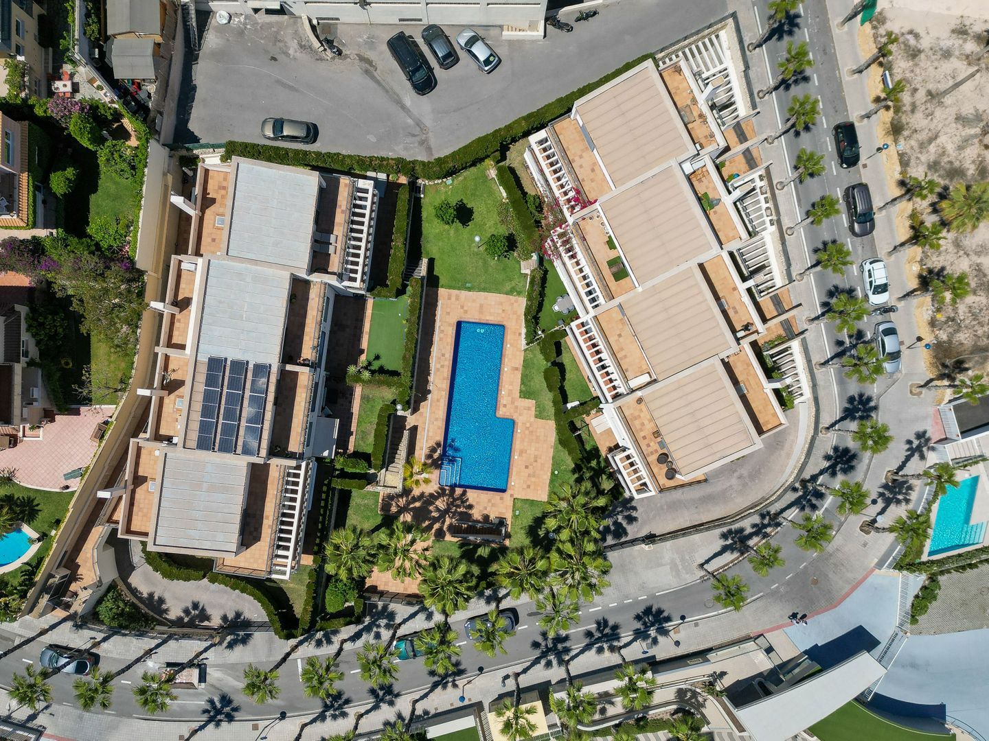 Exclusive and luxurious bungalow with elevator in El Faro 61, Alicante foto-0