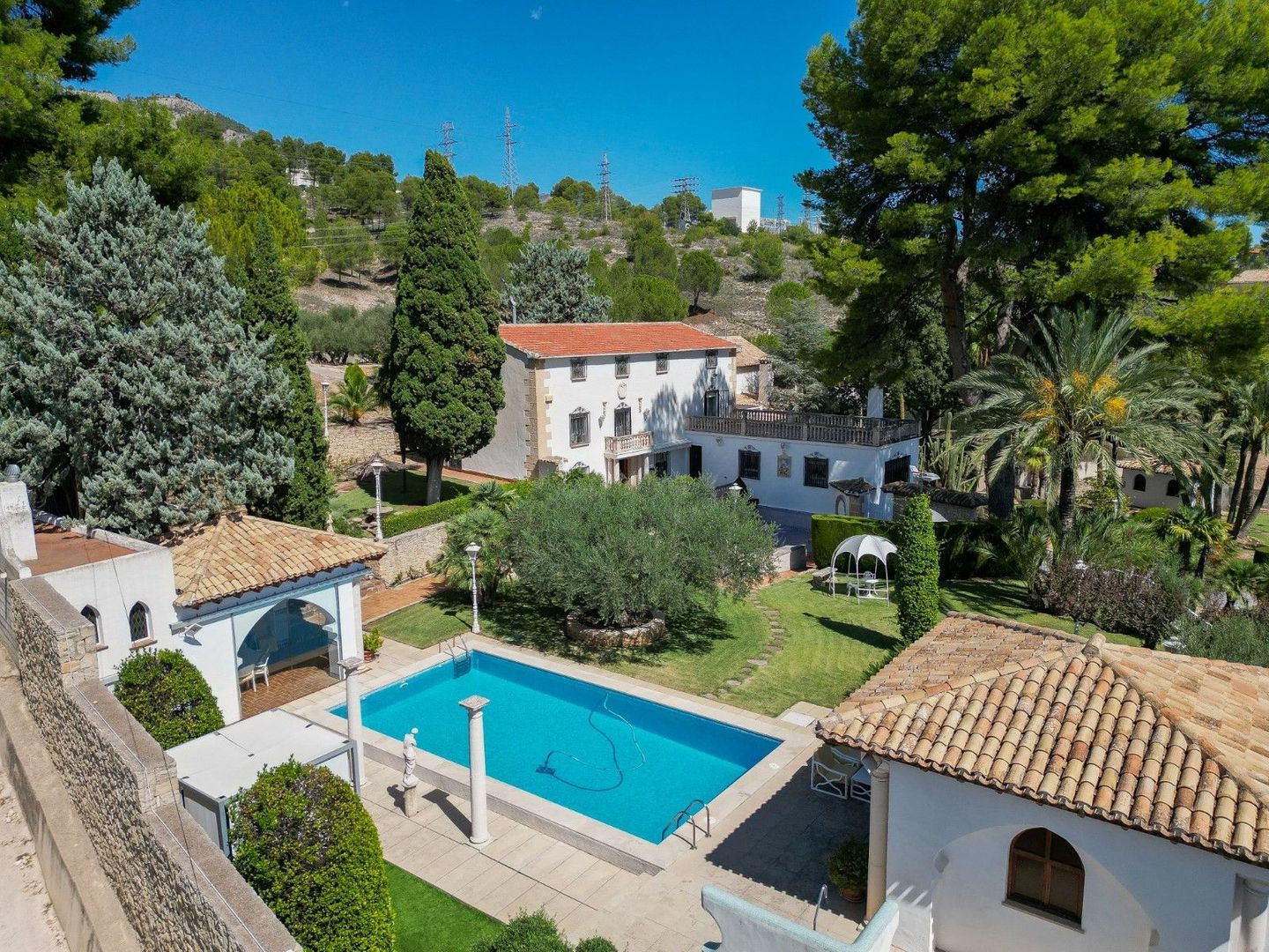 Spectacular Luxury Estate with Panoramic Views in Alcoy, Alcoy foto-31