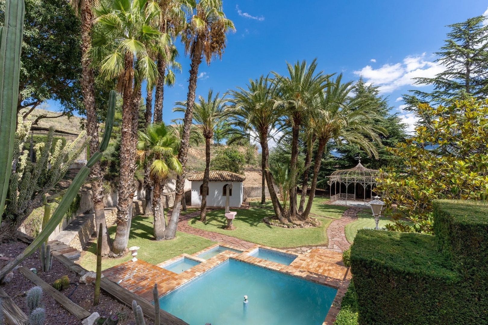 Spectacular Luxury Estate with Panoramic Views in Alcoy, Alcoy foto-11