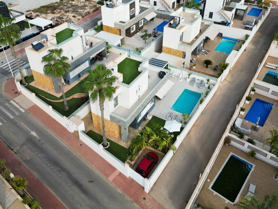 Exquisite Villa in Aguas Nuevas, Torrevieja foto-3