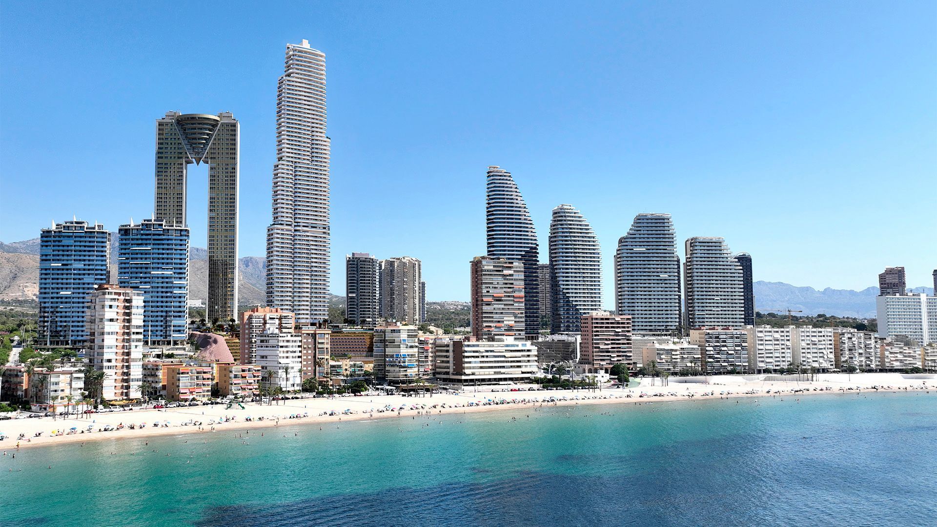 TM Tower Benidorm: Live in the Tallest Residential Building in Europe, Benidorm foto-0