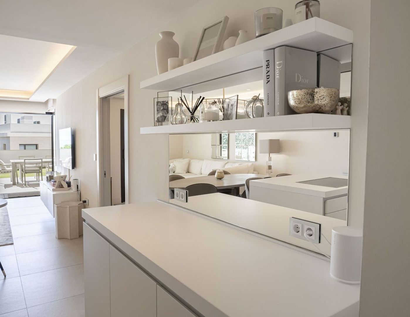 Apartment with large terras and private garden, Estepona foto-10