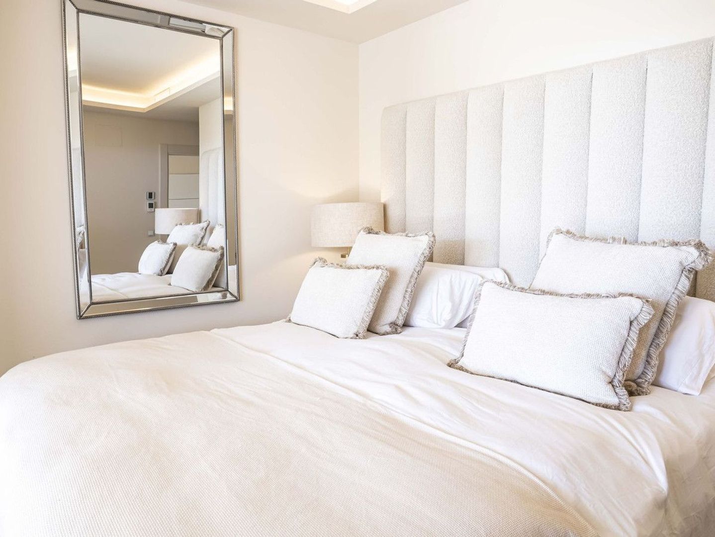 Apartment with large terras and private garden, Estepona foto-12