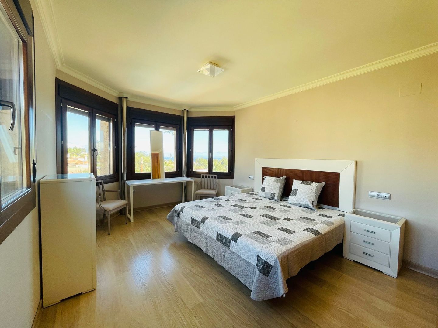 Elegant family villa with pool and sun terrace, Alfaz del Pi foto-14