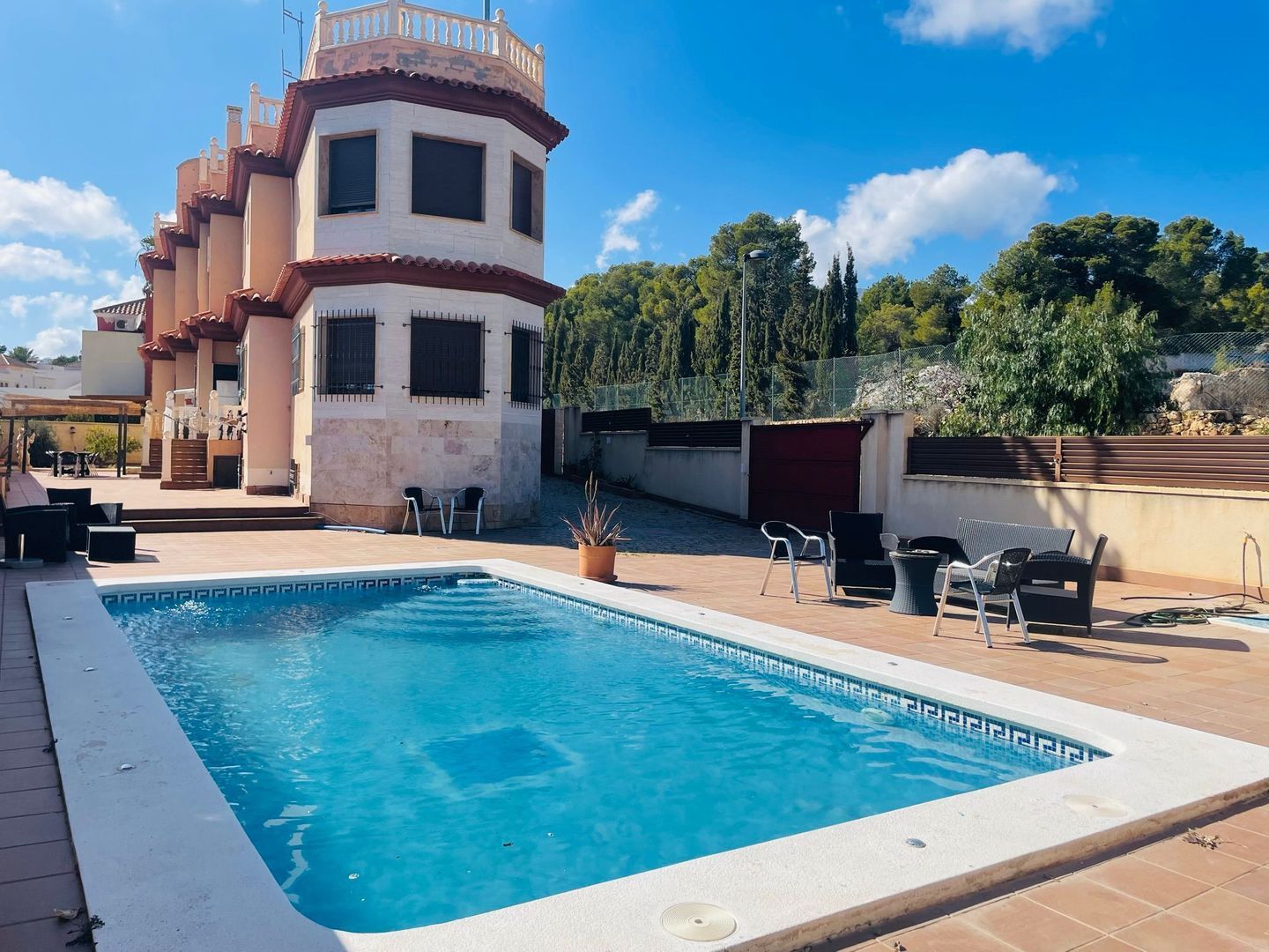 Elegant family villa with pool and sun terrace, Alfaz del Pi foto-0
