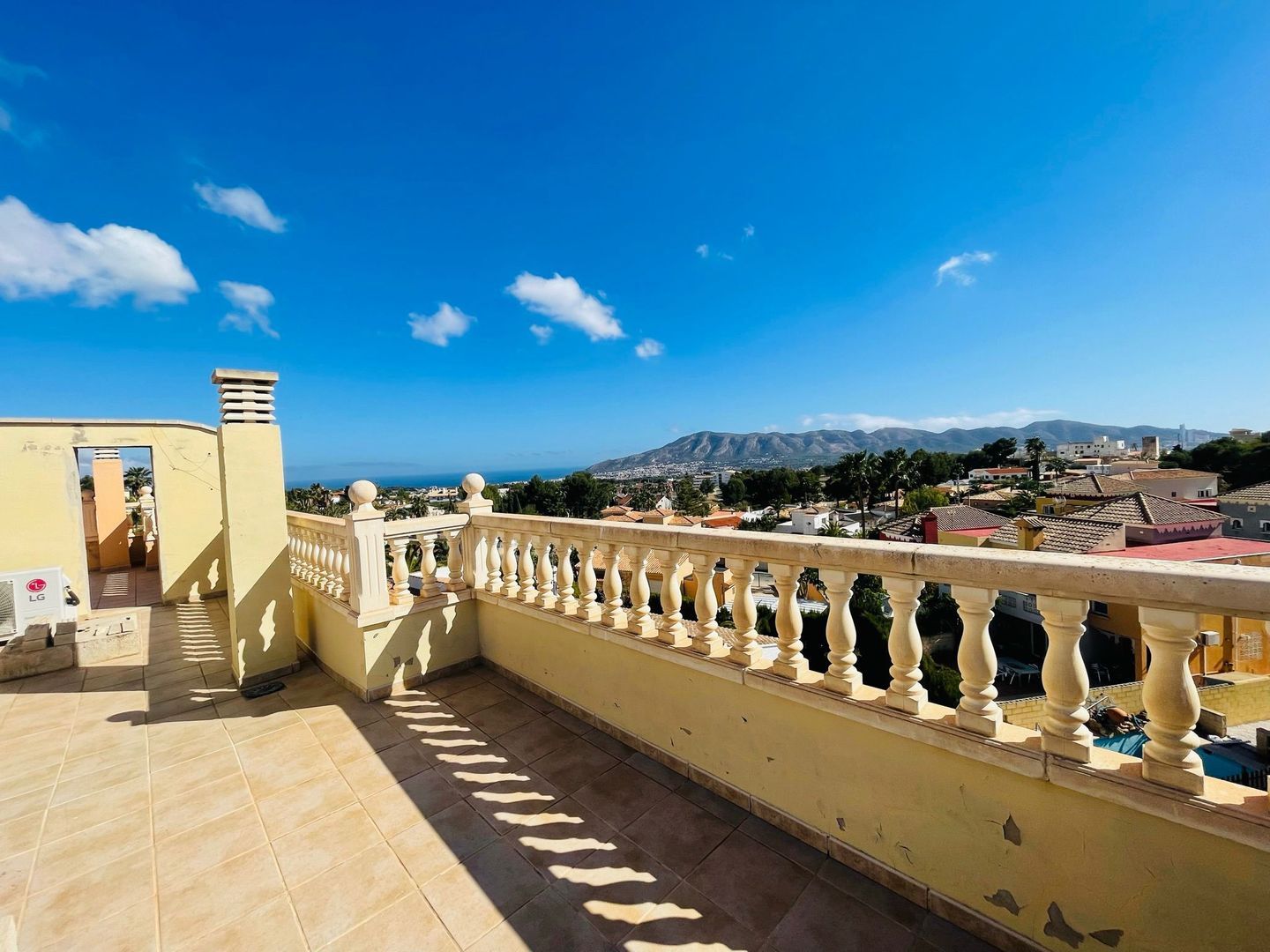 Elegant family villa with pool and sun terrace, Alfaz del Pi foto-25