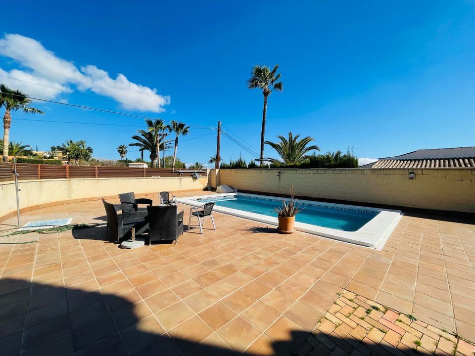 Elegant family villa with pool and sun terrace, Alfaz del Pi foto-2