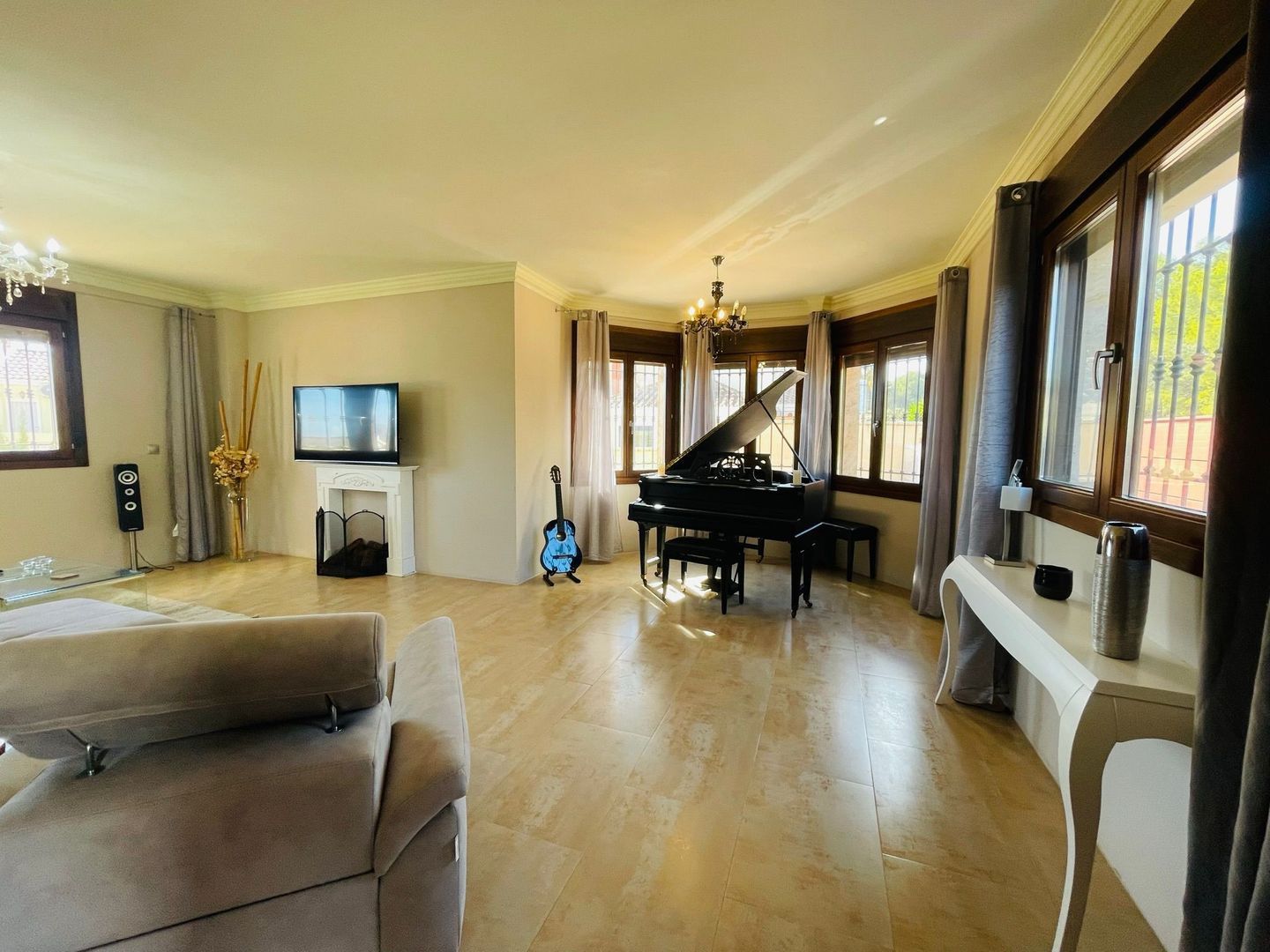 Elegant family villa with pool and sun terrace, Alfaz del Pi foto-9