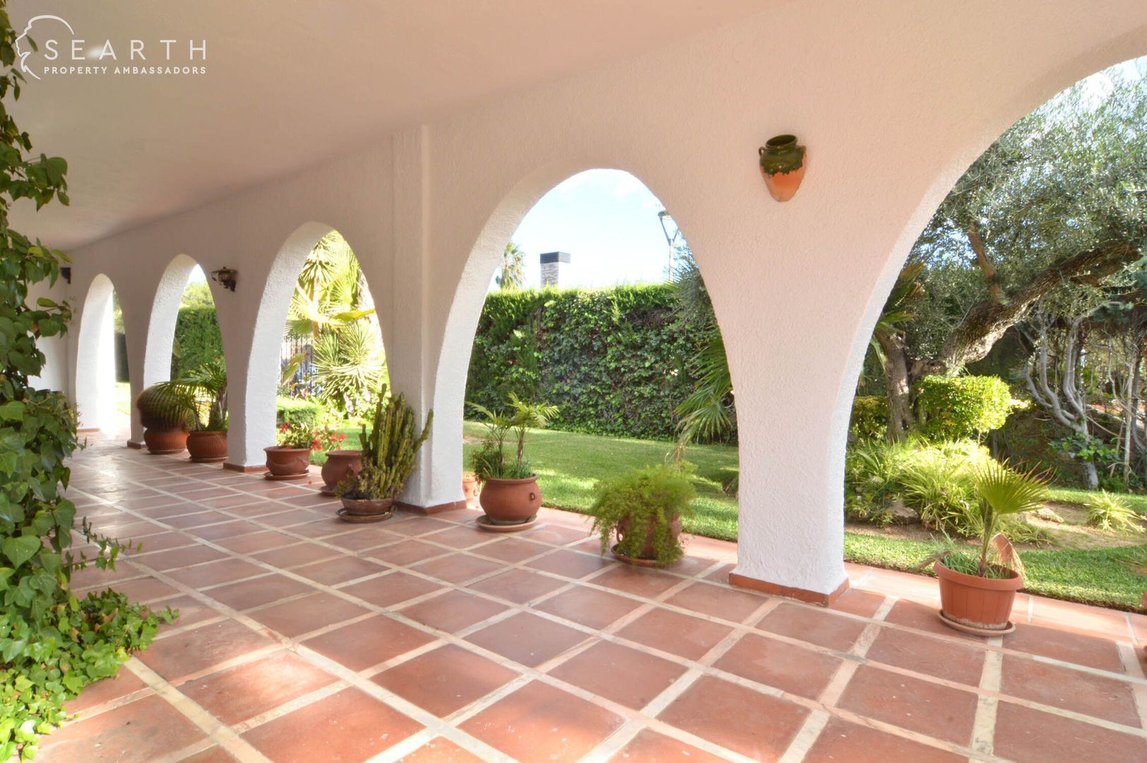 Beautiful villa, 190m from the beach, Barcelona South foto-12