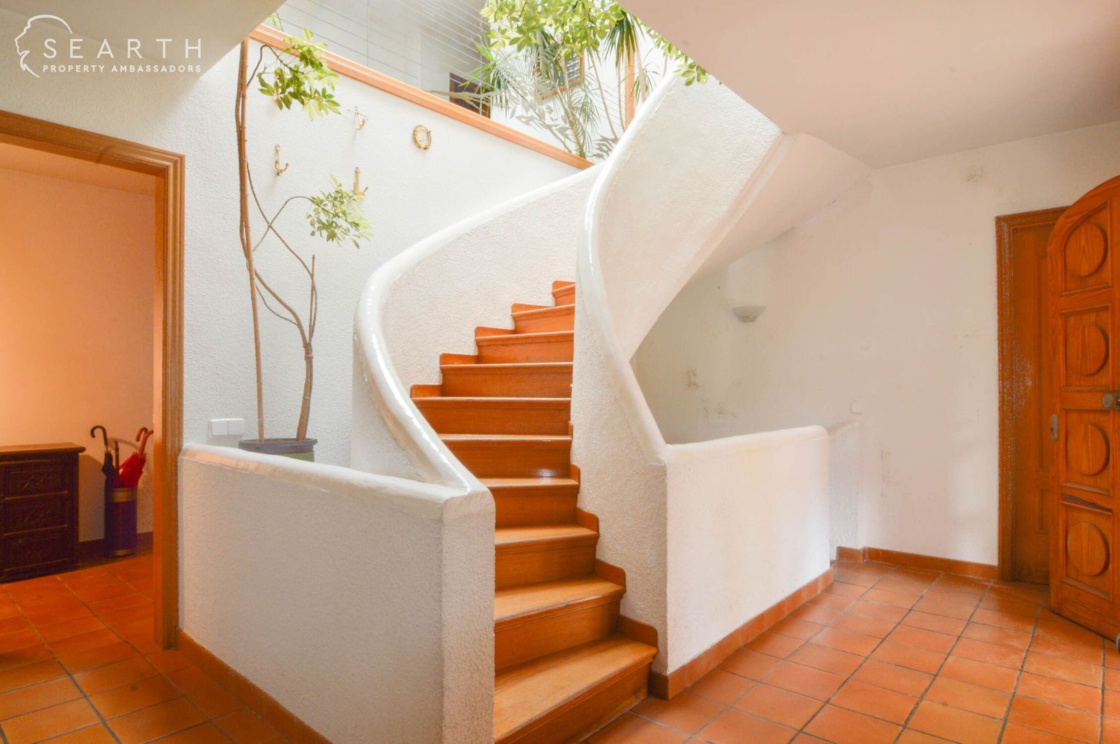 Beautiful villa, 190m from the beach, Barcelona South foto-16