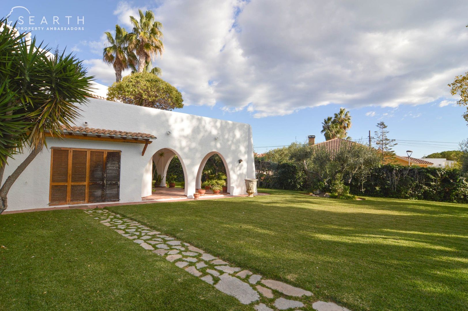 Beautiful villa, 190m from the beach, Barcelona South foto-3