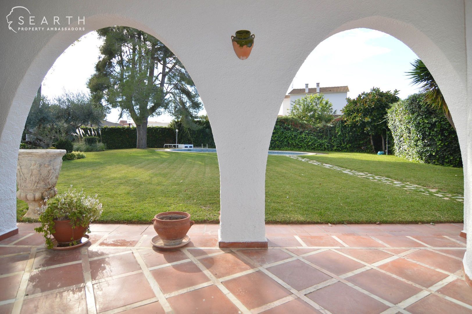 Beautiful villa, 190m from the beach, Barcelona South foto-11