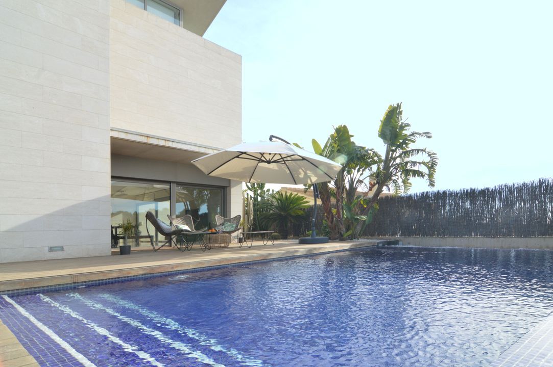 Sophisticated villa, Tarragona (near the beach) foto-3