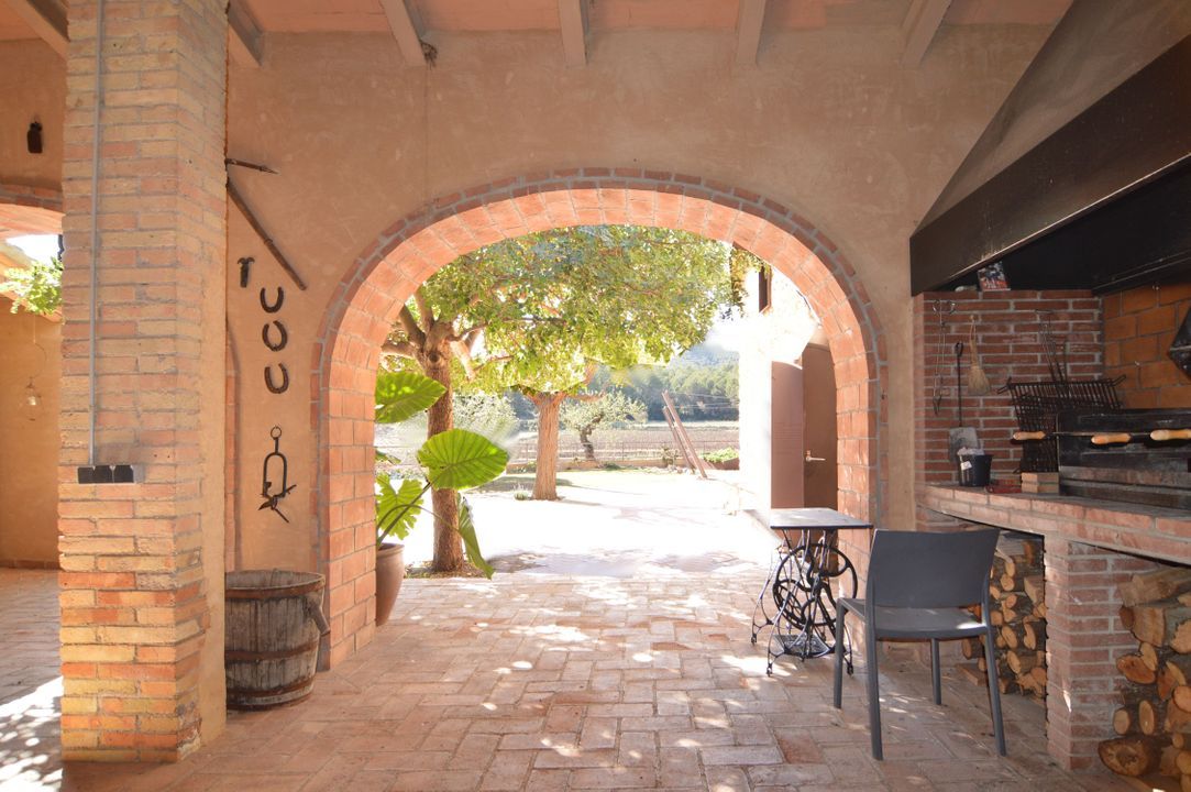 Characterful renovated Catalan masia, Barcelona (the winelands) foto-3