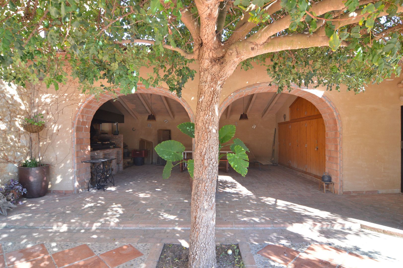 Characterful renovated Catalan masia, Barcelona (the winelands) foto-12