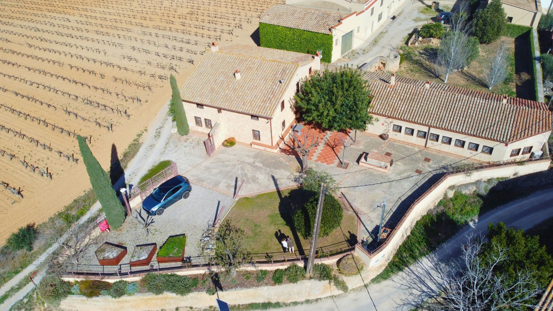 Characterful renovated Catalan masia, Barcelona (the winelands) foto-8