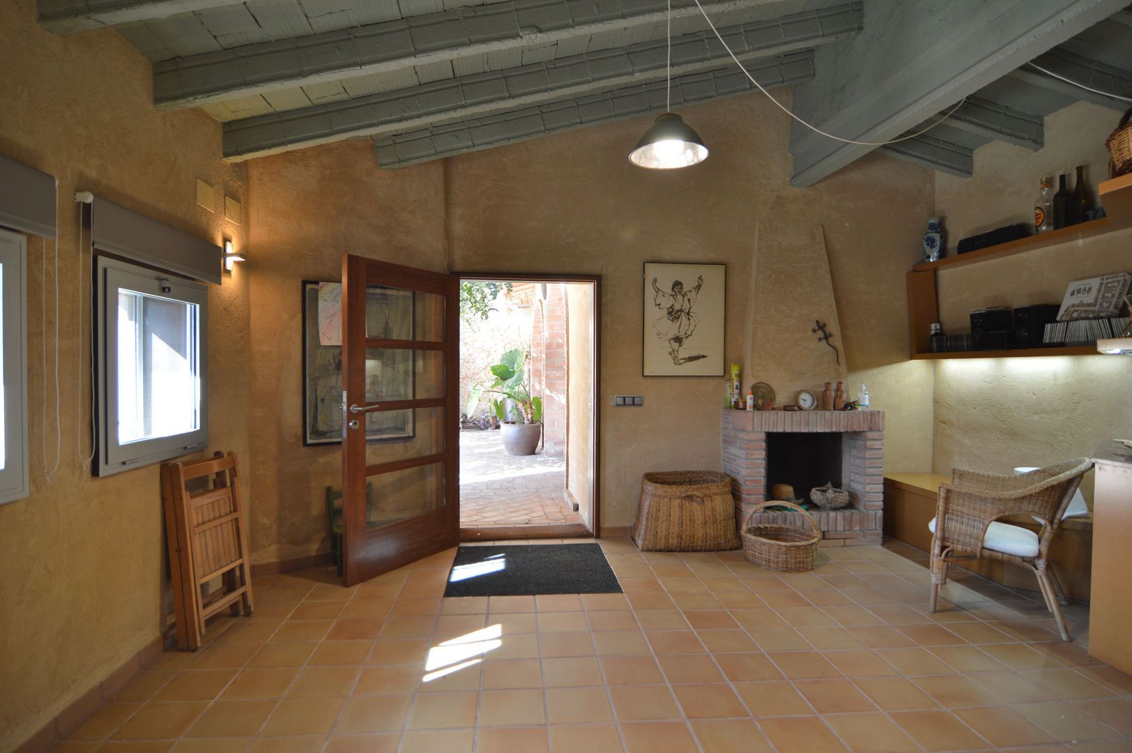 Characterful renovated Catalan masia, Barcelona (the winelands) foto-23