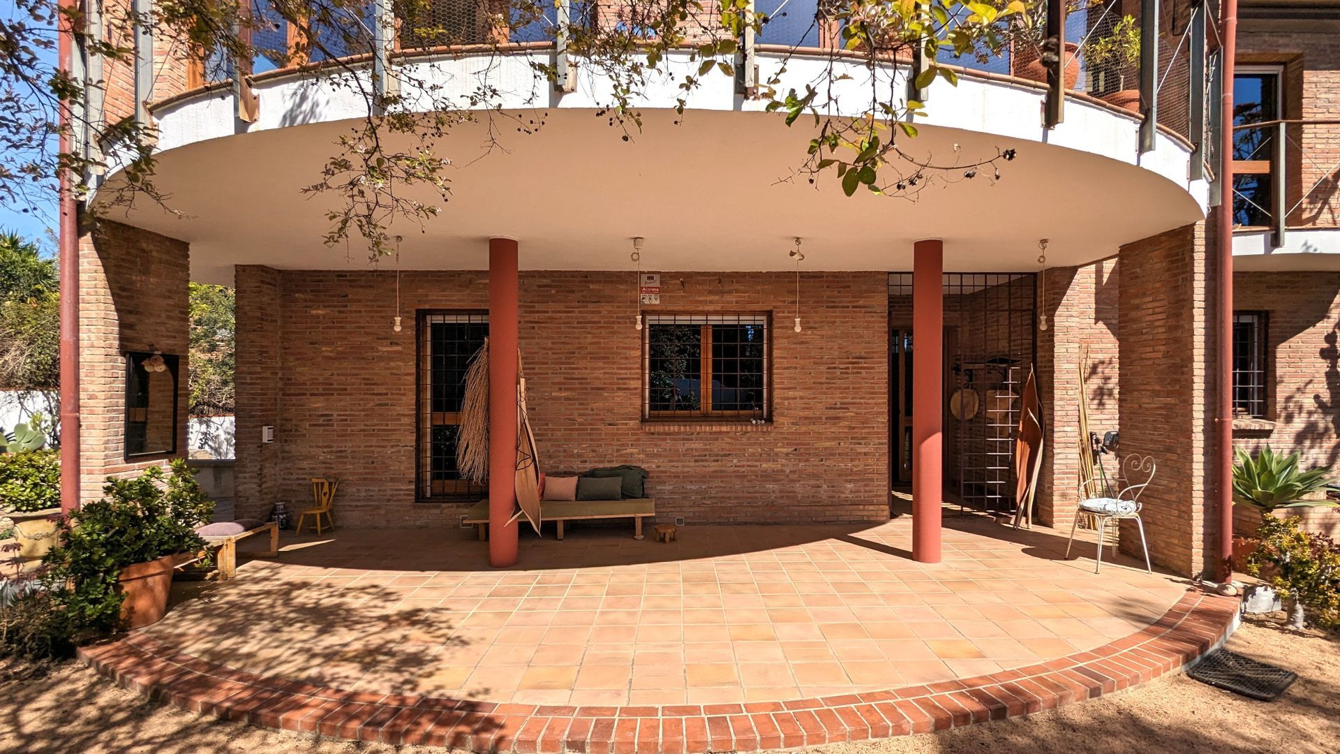 Captivating elegance, Vilanova i la Geltru (Barcelona South) foto-3