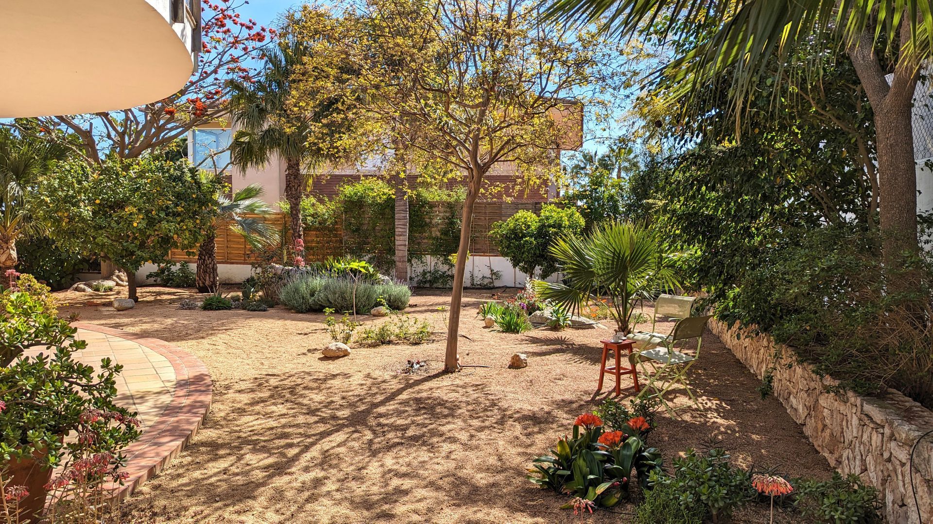 Captivating elegance, Vilanova i la Geltru (Barcelona South) foto-4