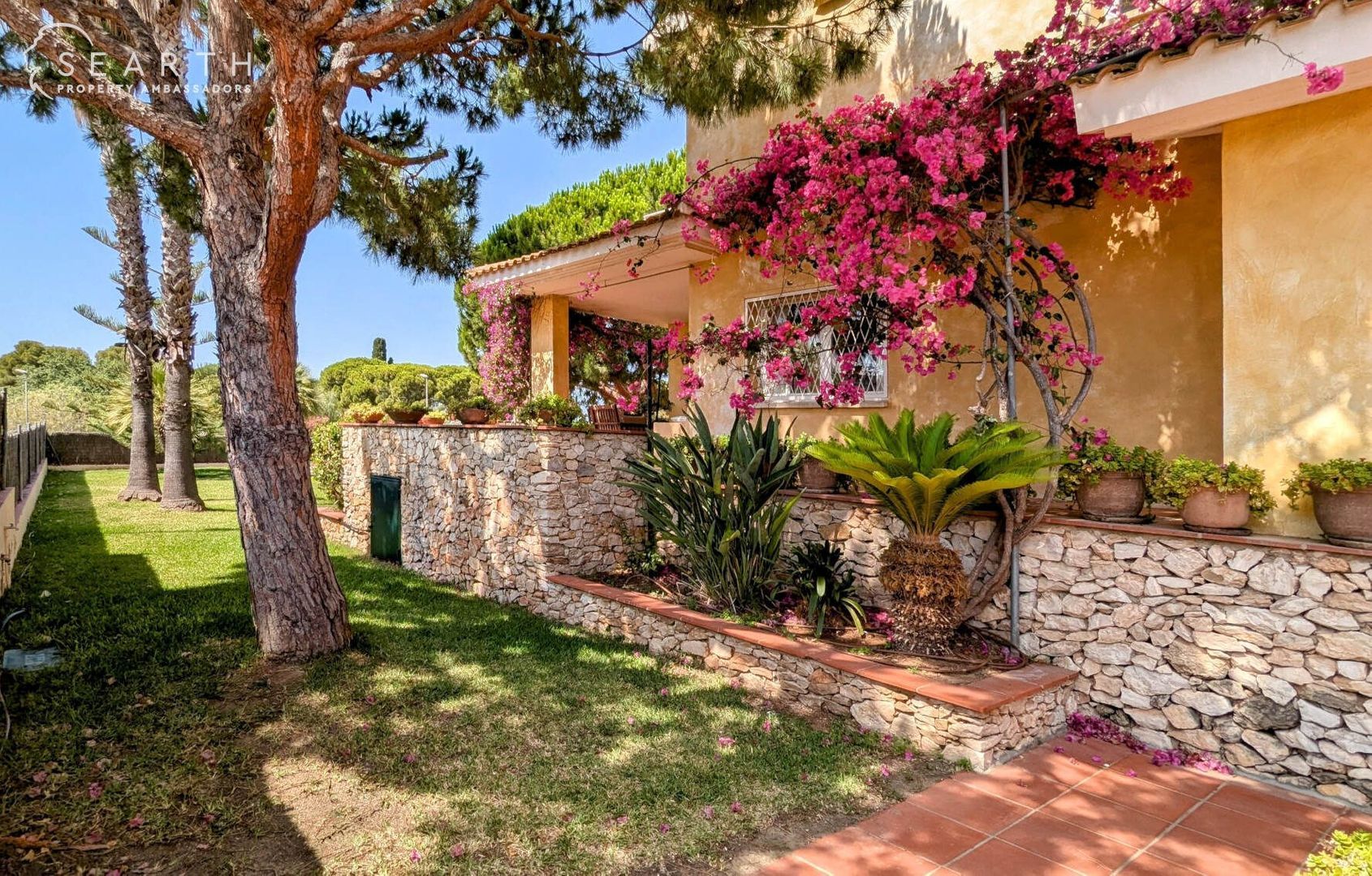 Beautiful villa by the beach, Calafell foto-4