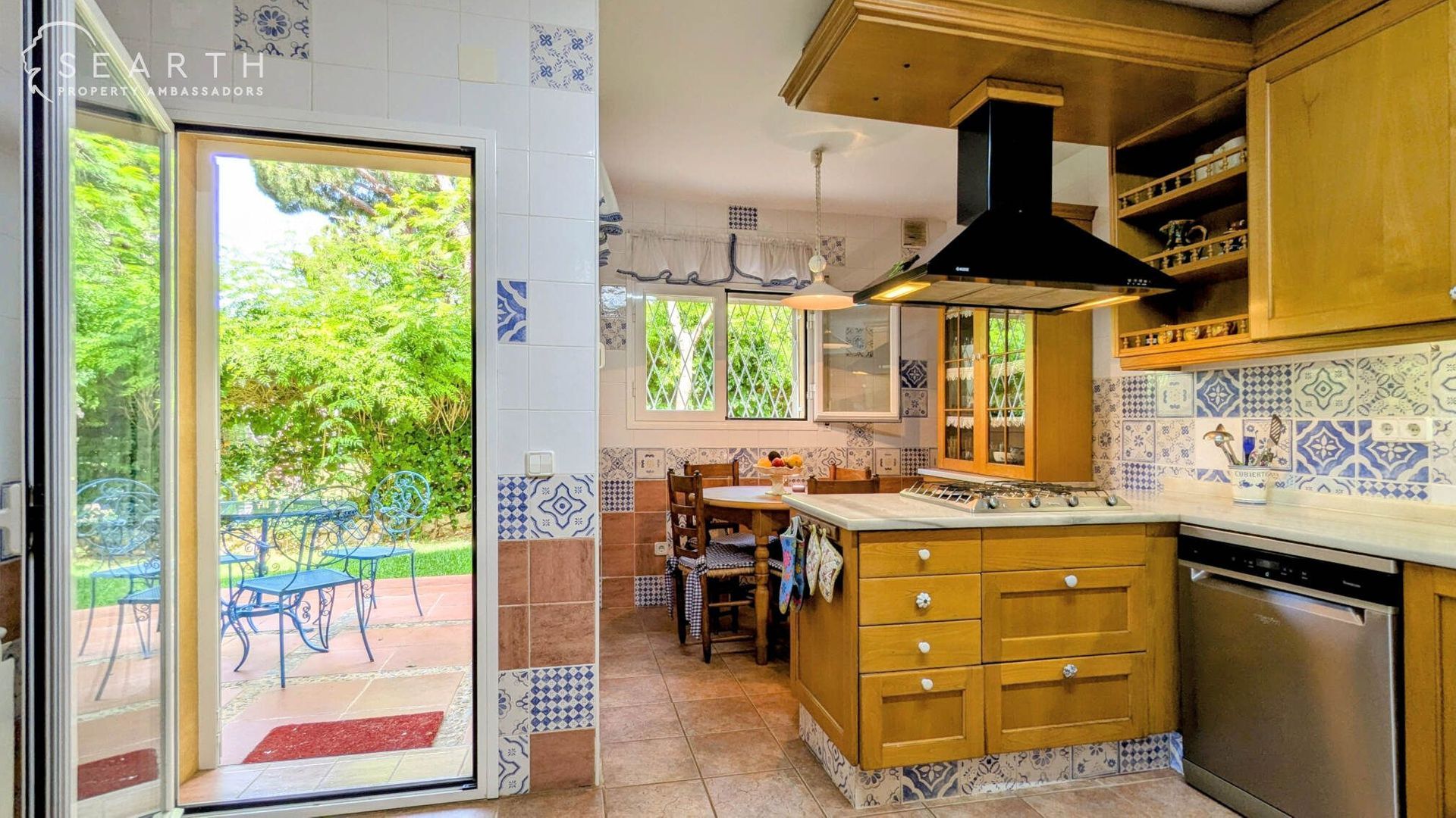 Beautiful villa by the beach, Calafell foto-18