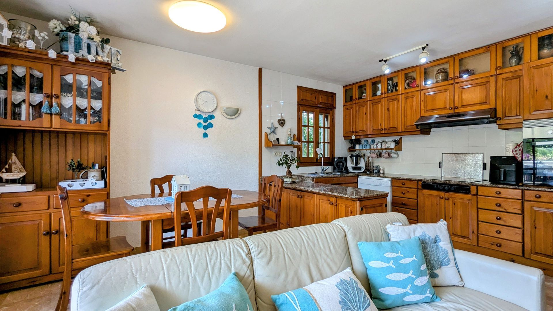 A step from the beach, Salou - Crystal beach foto-11