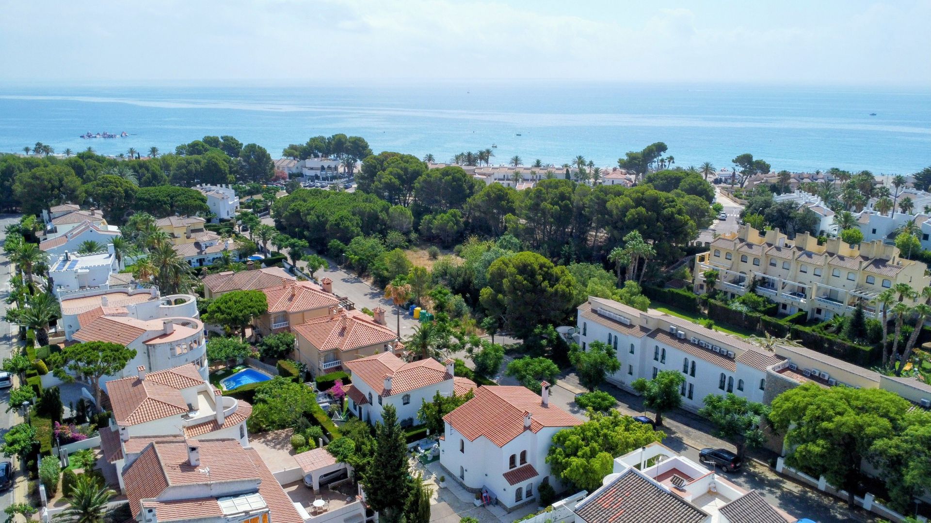 A step from the beach, Salou - Crystal beach foto-1