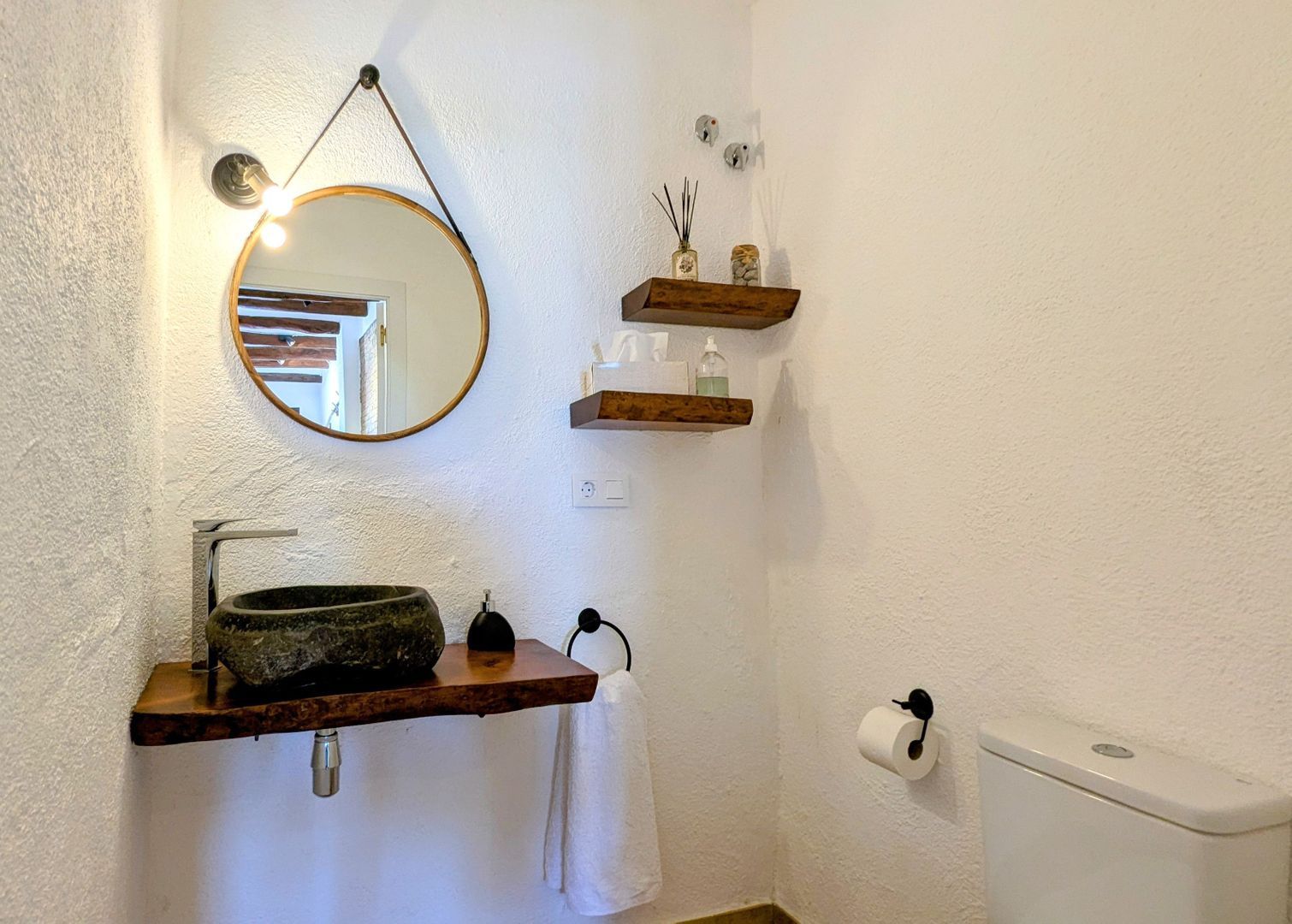 Fully tourist licensed, Barcelona (the winelands) foto-15