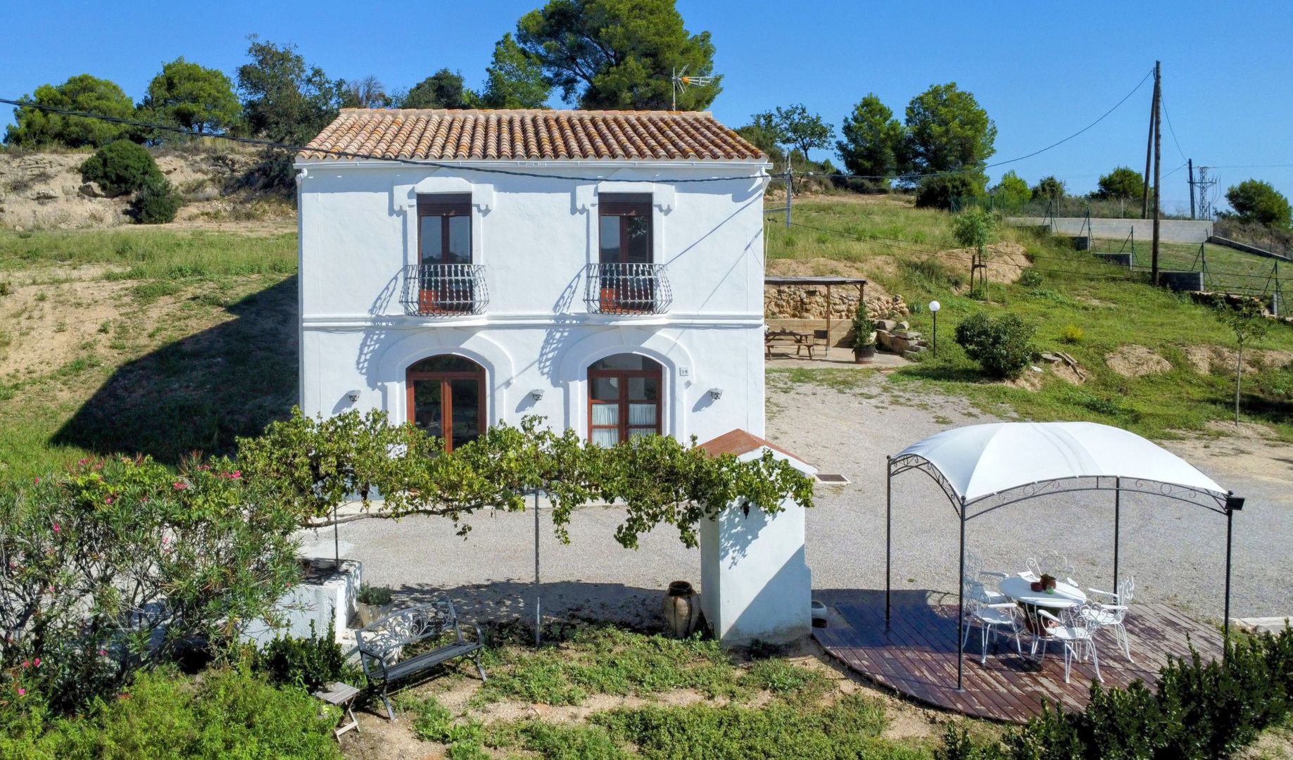 Fully tourist licensed, Barcelona (the winelands) foto-0