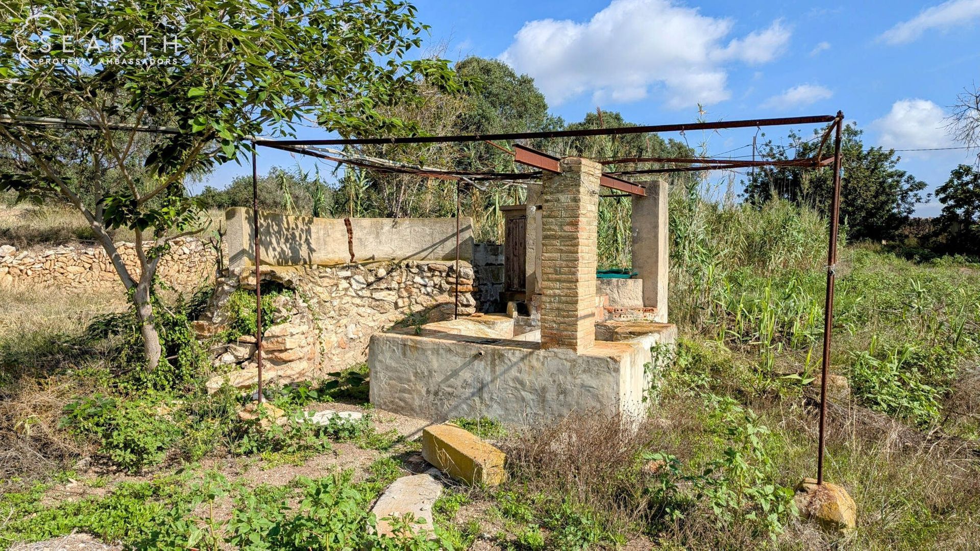 Masia and chapel, Sitges foto-17