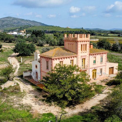 Masia and chapel, Sitges foto-1