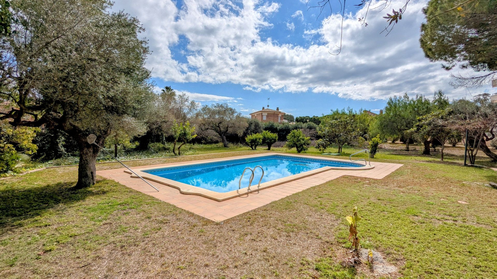 A step from the beach, Coma-Ruga foto-6