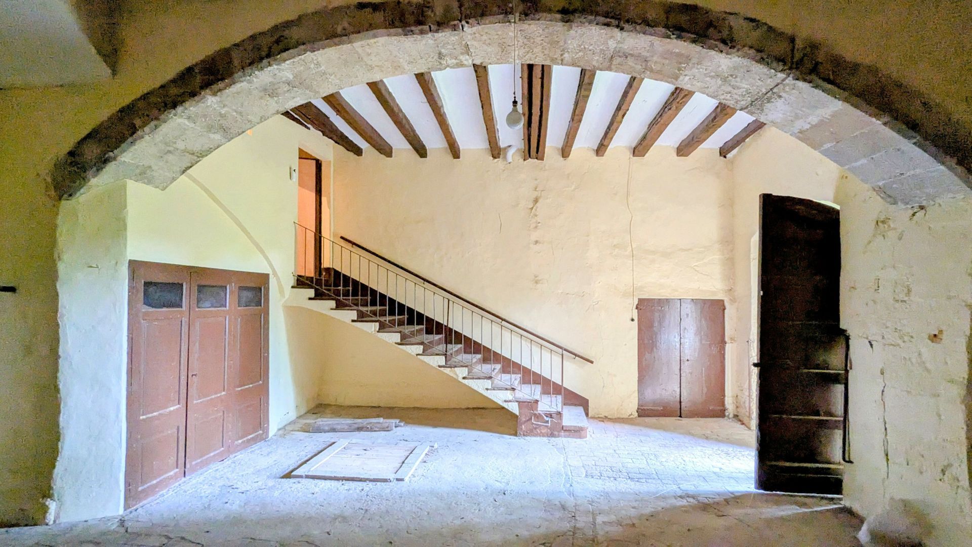 Baroness Castle, Catalan wine lands foto-11