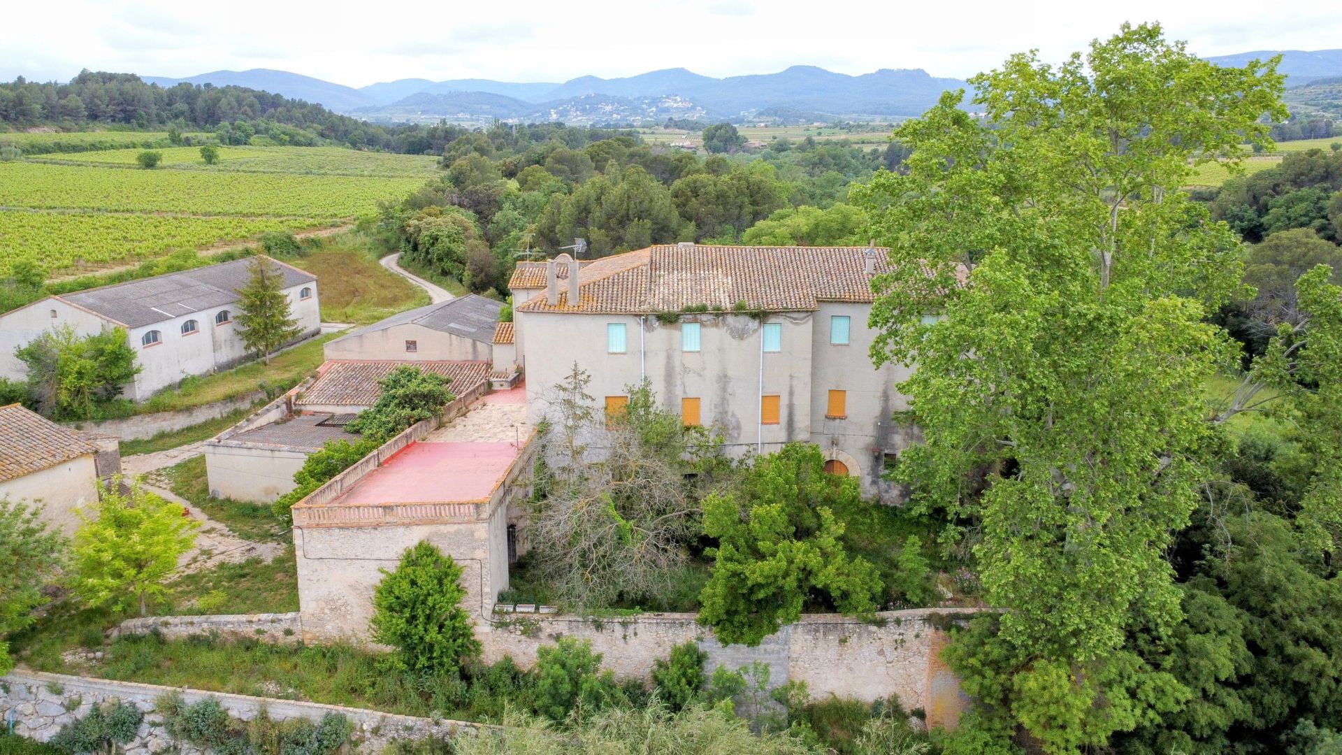 Baroness Castle, Catalan wine lands foto-40