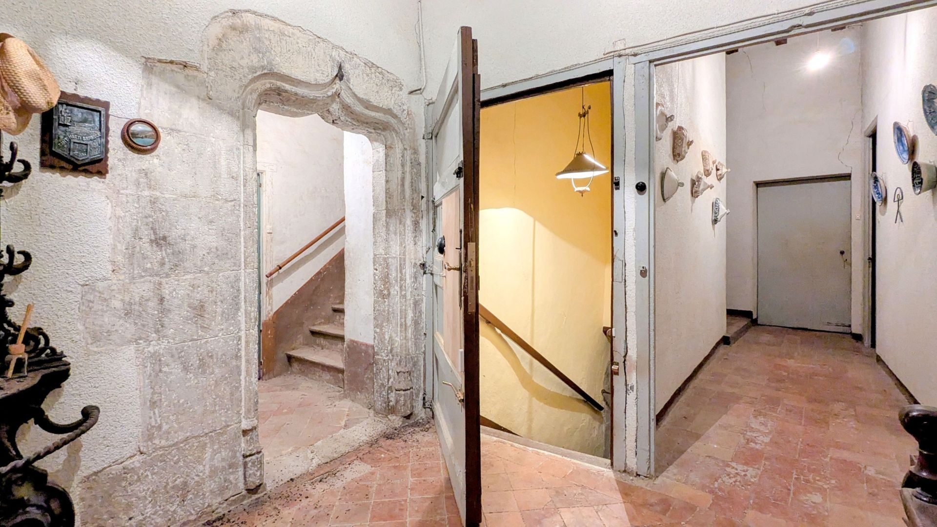 Baroness Castle, Catalan wine lands foto-13