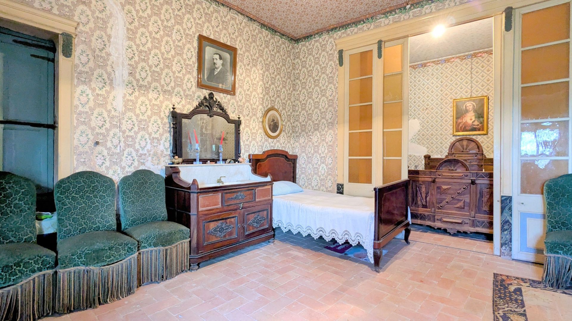 Baroness Castle, Catalan wine lands foto-23