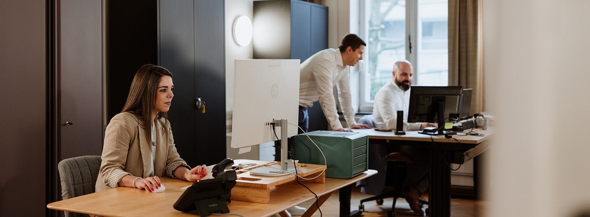 visuals services-maintenance-docs visual-lg